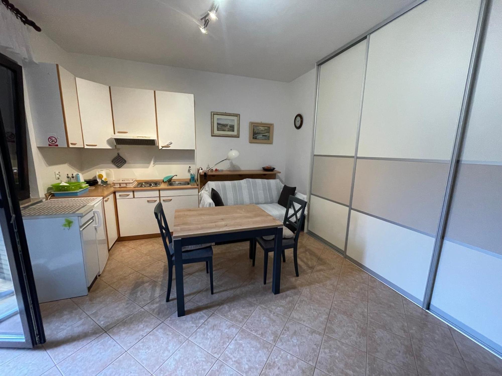 App Rojko Apartment Lovrecica  Ngoại thất bức ảnh